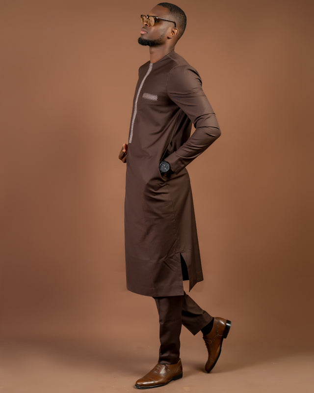 Costume Brown